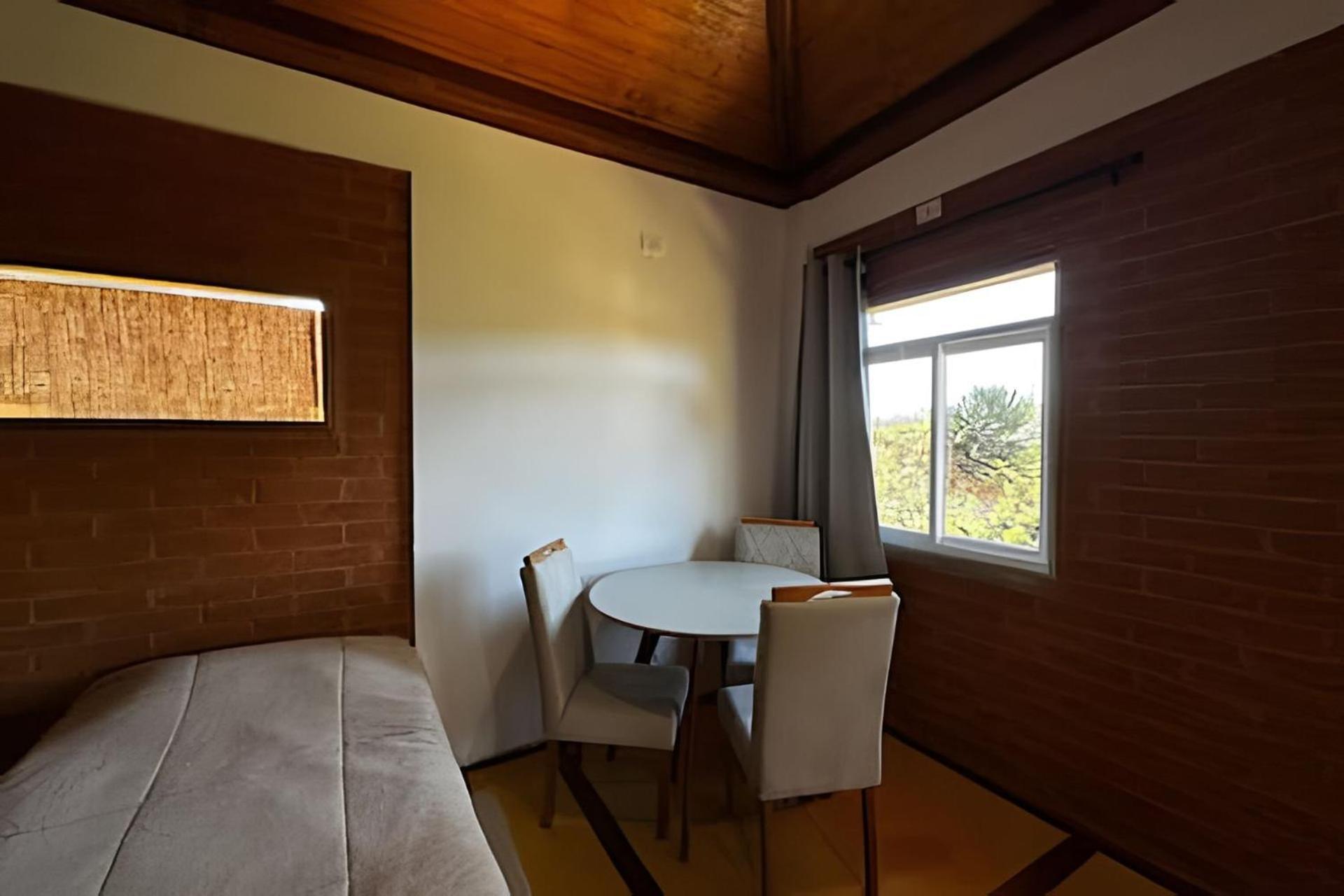 Suites Saint Louis - Conforto Do Lado Do Centro Turistico Кампус-ду-Жордан Екстер'єр фото