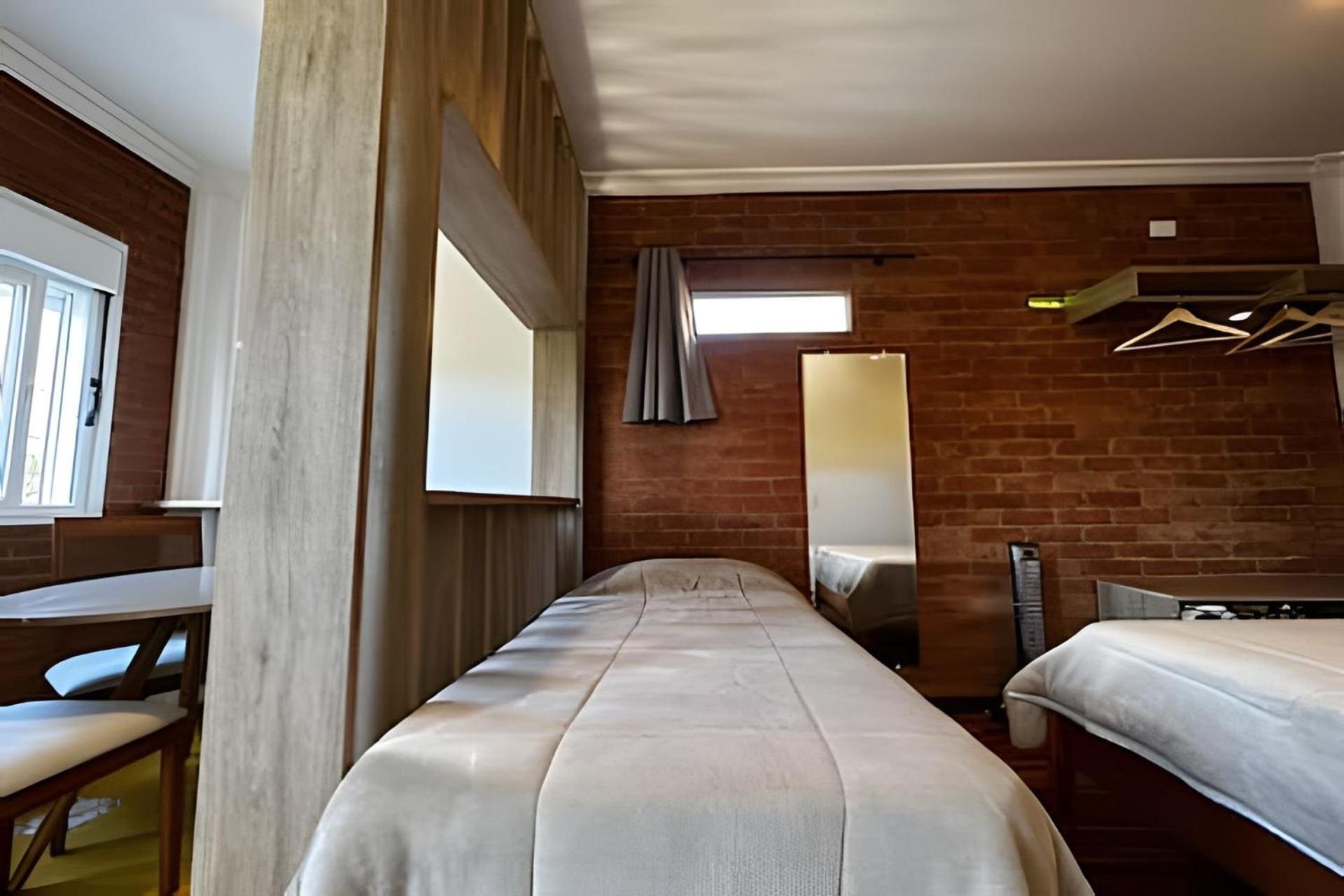 Suites Saint Louis - Conforto Do Lado Do Centro Turistico Кампус-ду-Жордан Екстер'єр фото